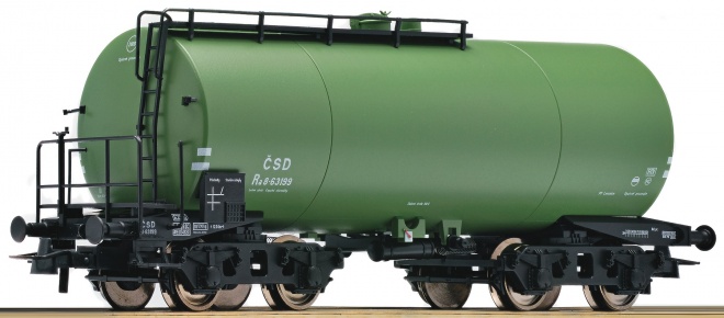 4 axle Tank car<br /><a href='images/pictures/Roco/161542.jpg' target='_blank'>Full size image</a>